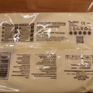 Χαμός στη Βουλή: Μοίρασαν μάσκες από την Τουρκία