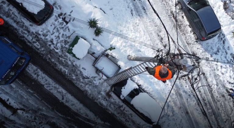 ΔΕΔΔΗΕ: Βίντεο drone από την επιχείρηση αποκατάστασης του δικτύου ηλεκτροδότησης στην Αττική | tanea.gr