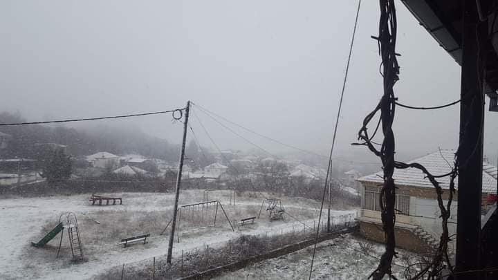 Κακοκαιρία Ελπίδα: Εφτασε στη βόρεια Ελλάδα, πού χιονίζει | tanea.gr