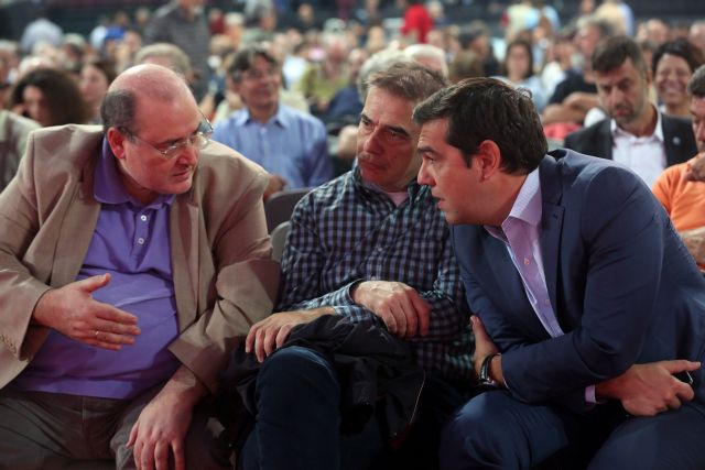 Φίλης: Λόγω συστημικής πίεσης η πρόταση Τσίπρα για εκλογή προέδρου και ΚΕ από τη βάση – Αιχμές και από Σκουρλέτη