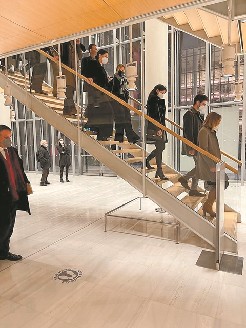 Βροχή, όπερα και δείπνα…