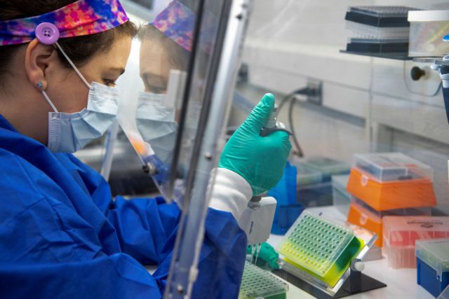 Επιμένει ο κύπριος επιστήμονας για τη Deltacron – «Bεβιασμένη και επιστημονικά ανήθικη», η δήλωση Μαγιορκίνη