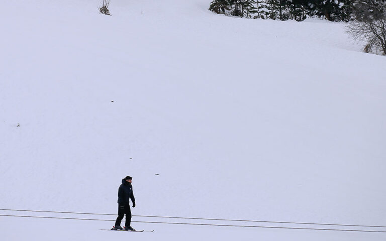 Τζουμέρκα: Στο νοσοκομείο μεταφέρεται ο τραυματισμένος σκιερ