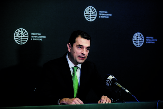 Κακοκαιρία «Ελπίδα»: Δείτε live τις ανακοινώσεις Σκρέκα για την ηλεκτροδότηση