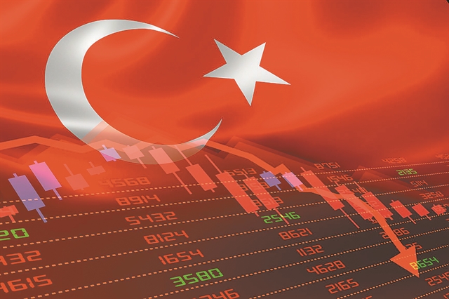 Οι ευσεβείς πόθοι και το τραβηγμένο σενάριο