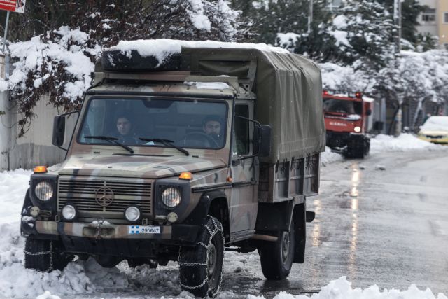 Κακοκαιρία «Ελπίδα»: 232 άτομα, 38 οχήματα και τρία μηχανήματα του στρατού στις επιχειρήσεις απεγκλωβισμού | tanea.gr