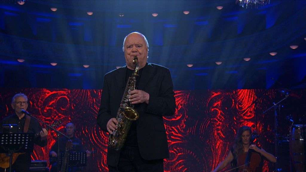 «Respect κύριε Κατσαρέ» – Το Twitter υποκλίνεται στον σπουδαίο μαέστρο