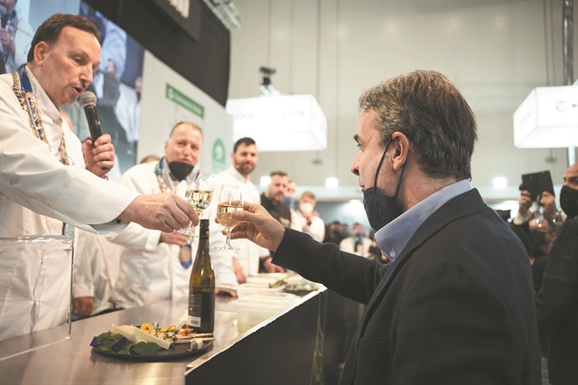 Τι φέρνουν τα τρία «όχι» του Μαξίμου