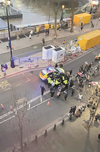 Επίθεση στον Στάρμερ με ηθικό αυτουργό τον Τζόνσον!