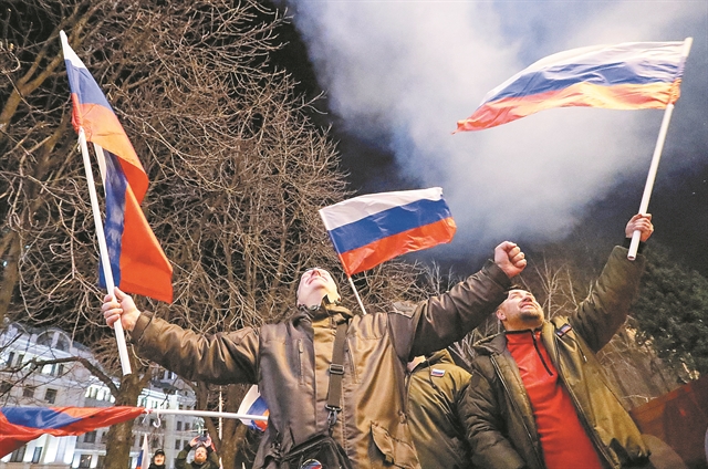 Ανάβει το φιτίλι η Ρωσία αναγνωρίζοντας τους αυτονομιστές