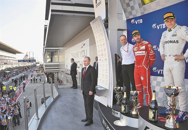 Του έκοψαν το γκάζι!