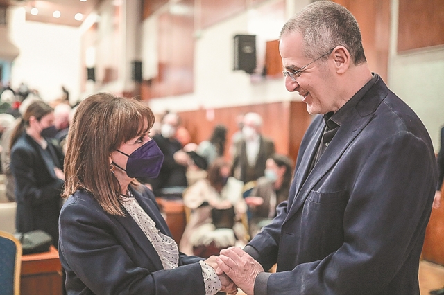 Ενα ευχαριστώ στον Μαρκ Μαζάουερ