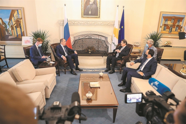 Τα διλήμματα της Λευκωσίας