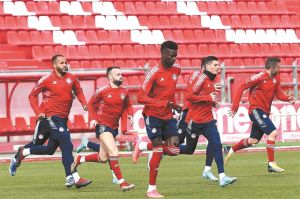 To προσωρινό «αντίο» και το νέο συμβόλαιο