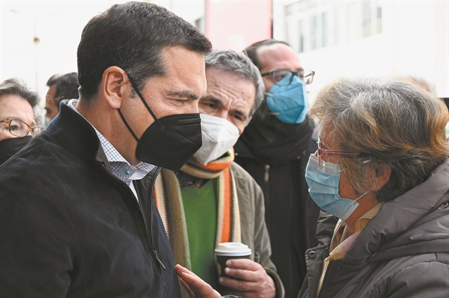 Ακροβασίες μεταξύ ρεαλισμού και ριζοσπαστισμού