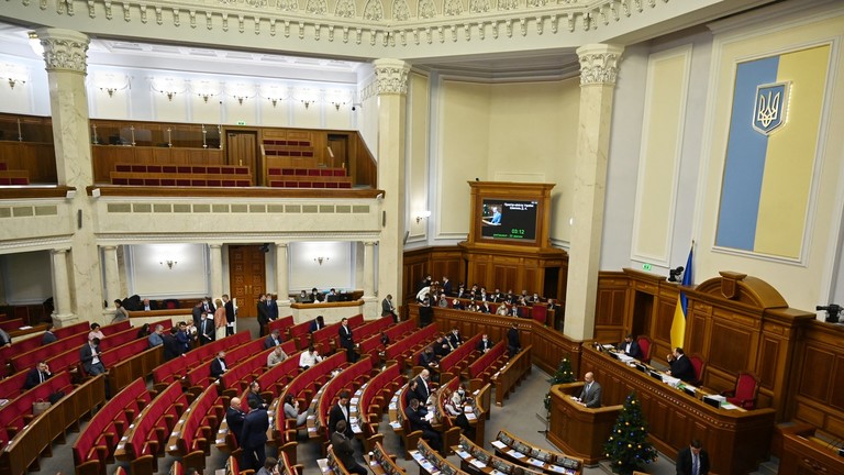 Βουλευτές καλούν τον Ζελένσκι να αρχίσει διαπραγματεύσεις με τον Πούτιν