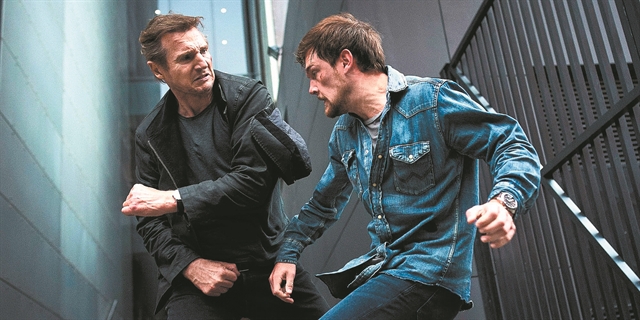 Ζόρικος Νίσον, ελληνικές πρωτιές