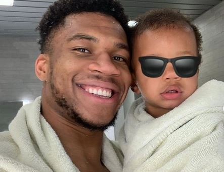 Γιάννης Αντετοκούνμπο: «Δεν μπορώ να φανταστώ τη ζωή μου χωρίς εσένα»