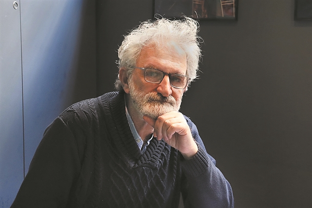 «Ο χρόνος είναι το μεγάλο εμπόδιο της αγάπης»