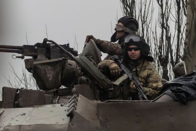 Ουκρανία: Δεύτερο κύμα επίθεσης από τη Ρωσία – Νεκροί 40 Ουκρανοί στρατιώτες και 10 άμαχοι