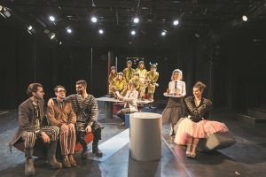 «Παρασυρόμαστε, ξημερώνει και η καταστροφή είναι εκεί»