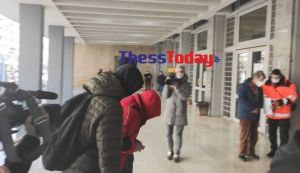 Εφοδοι ΕΛ.ΑΣ σε συνδέσμους: Στον εισαγγελέα οι συλληφθέντες