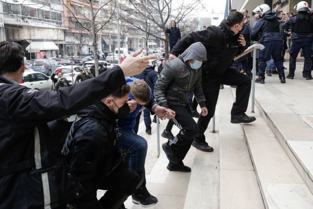 Δολοφονία Αλκη: Τραυματισμένος από μαχαίρι στην παλάμη ένας εκ των συλληφθέντων