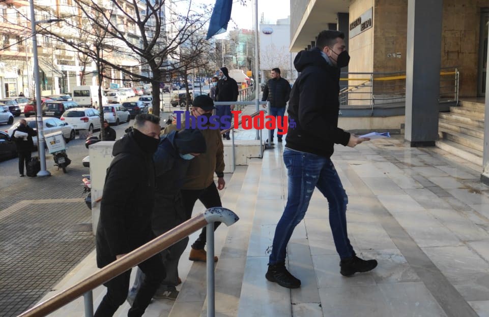 Δολοφονία Αλκη: Οργή και αποδοκιμασίες για τον 23χρονο στα δικαστήρια