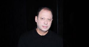 Νίκος Αντύπας: Η «οικογένειά» του στην «Αυτοδιαχείριση» αποχαιρέτησε τον μεγάλο συνθέτη