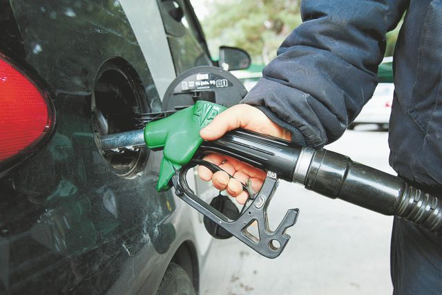 Εκρηξη στις τιμές των καυσίμων: Ποιες κατηγορίες οχημάτων πλήττονται περισσότερο