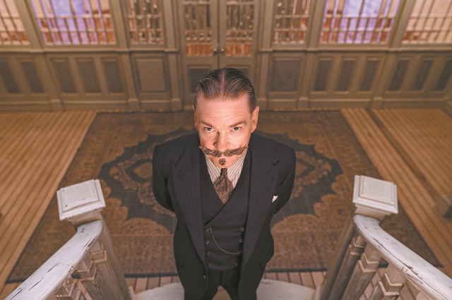 Ο Πουαρό ερωτεύεται, η Λόπεζ παντρεύεται