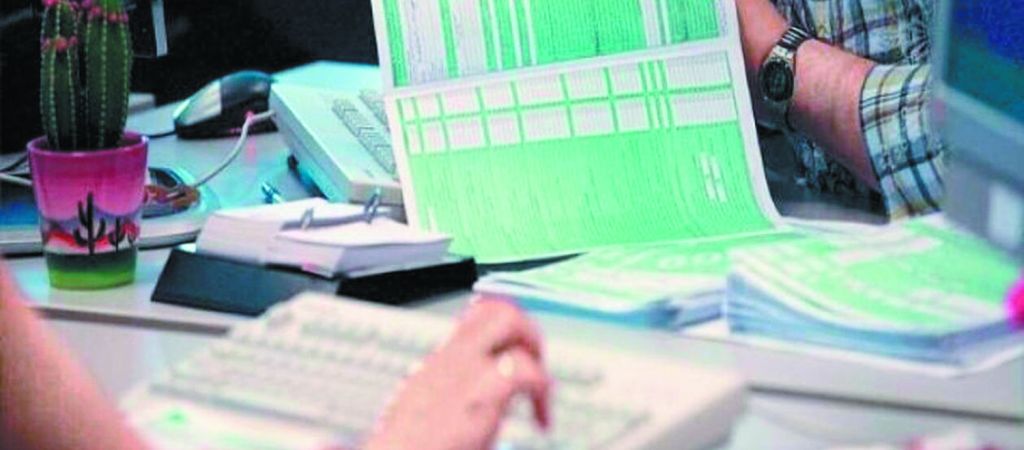 «Οδηγός» για φορολογικό… διαζύγιο