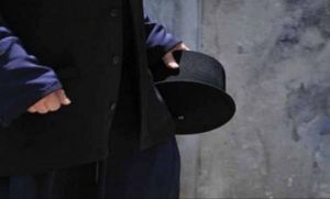 Εξάρχεια: Επεισόδιο με αρχιμανδρίτη και δυνάμεις των ΜΑΤ – Συνελήφθη ο ιερέας