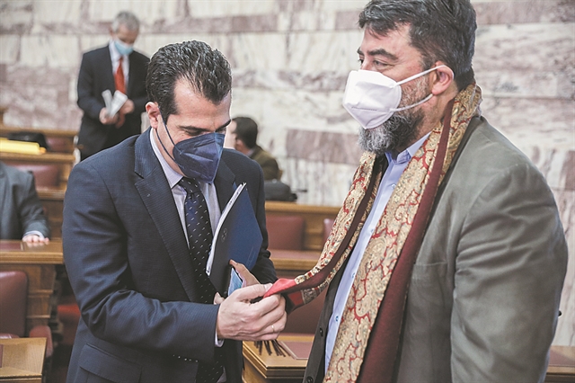 Προς συναπάντημα αρχηγών στην Κρήτη