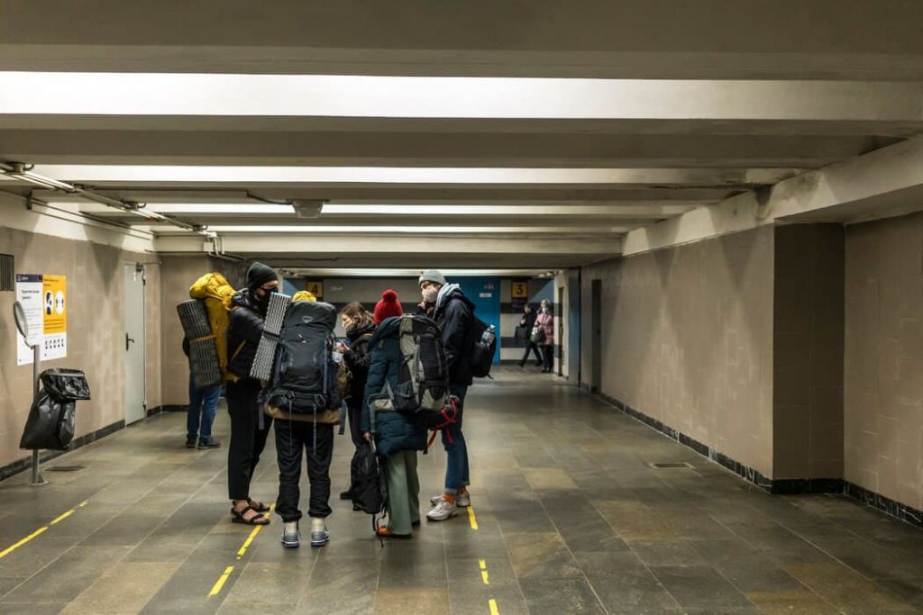 Ουκρανία: Σπεύδουν σε καταφύγια πολίτες