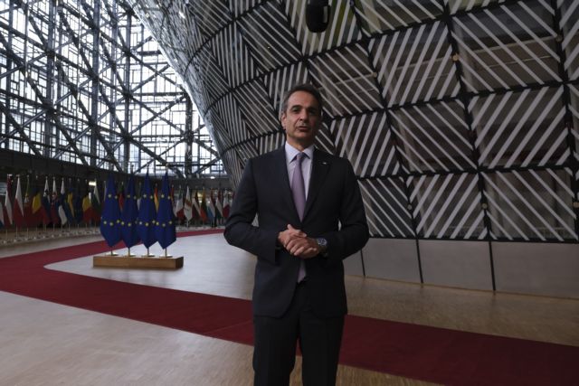 Στις Βρυξέλλες ο Μητσοτάκης για τη Σύνοδο Κορυφής ΕΕ – Αφρικανικής Ένωσης