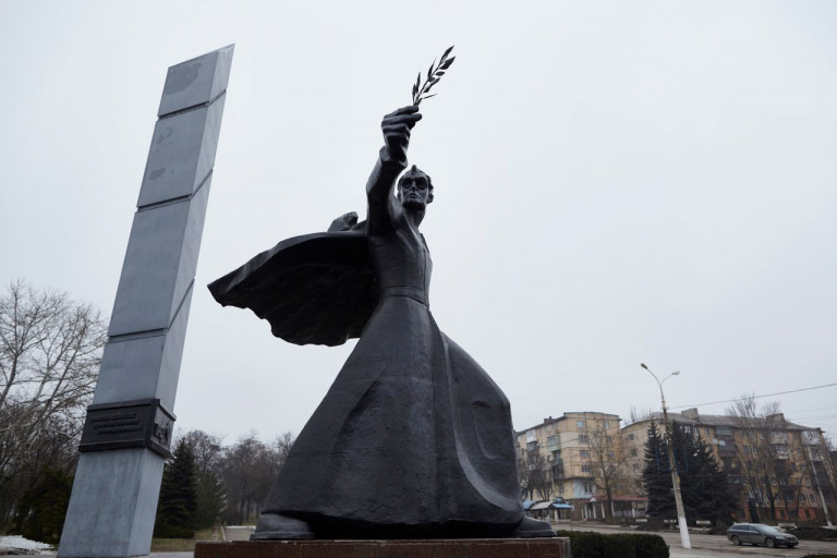 Πόλεμος στην Ουκρανία: Πέφτει… η Μελιτόπολη – Αγωνία για τους Ελληνες της περιοχής