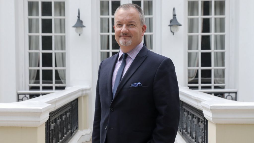 Βρετανός πρέσβης: Δεν είναι δυνατό να επιτρέψουμε τον στραγγαλισμό της ελευθερίας