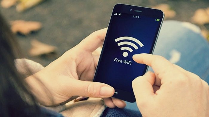 Ερχονται 3.000 δωρεάν δημόσια WiFi hotspots σε όλη τη χώρα – Σημαντική ενίσχυση 125 εκατ. ευρώ από την ΕΤΕπ