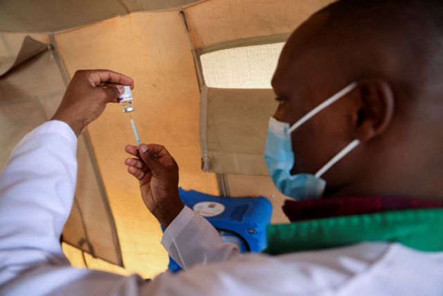 Κοροναϊός: Ο εμβολιασμός μειώνει τον κίνδυνο μακρόχρονης covid