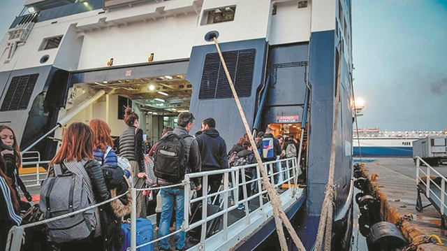 Ακριβαίνουν τα ακτοπλοϊκά εισιτήρια