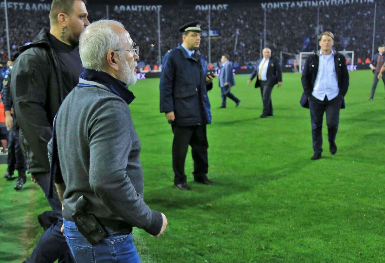 Σε εξέλιξη η δίκη του Σαββίδη για την εισβολή με όπλο στο γήπεδο της Τούμπας