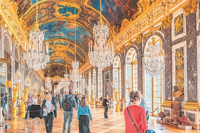 Η πραγματικότητα στην Αίθουσα των Κατόπτρων