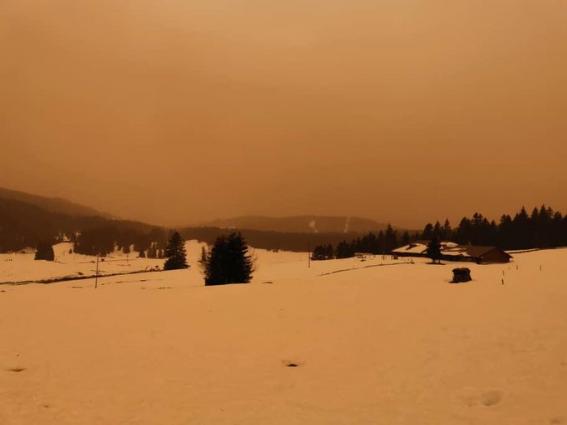 Καιρός: Έρχεται σκόνη στα δυτικά και νότια – Πού θα είναι περιορισμένη η ορατότητα