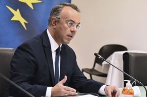 Σταϊκούρας: Ανοιχτό το ενδεχόμενο λήψης επιπλέον μέτρων στήριξης