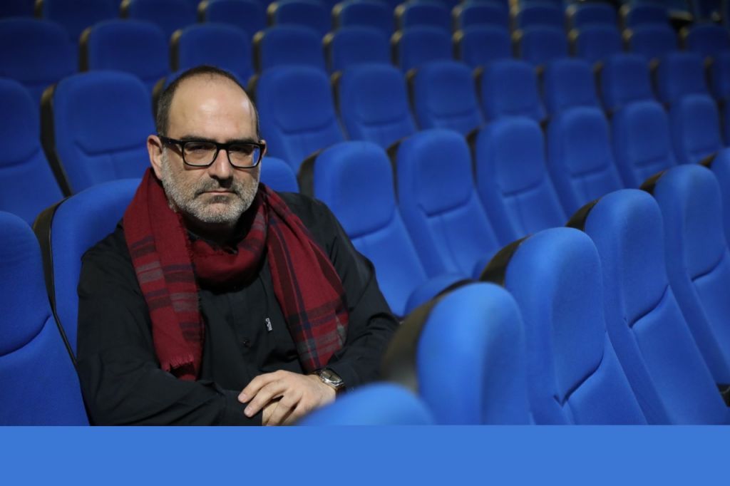 Ο Ανθούλλης Δημοσθένους ξεφυλλίζει «Το Ημερολόγιο ενός Αποτυχημένου Συγγραφέα»