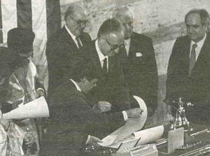 Χρήστος Σαρτζετάκης: Η επεισοδιακή εκλογή του στην Προεδρία της Δημοκρατίας