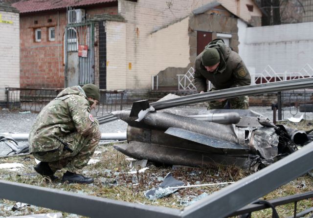 Ουκρανία: Εικόνες και βίντεο σοκ από τις στρατιωτικές επιχειρήσεις