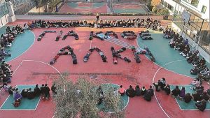 Τρεις φωτογραφίες, τρεις ιστορίες, τρεις συμβολισμοί