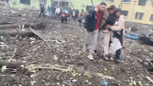 Μαριούπολη: Τουλάχιστον 2.500 οι νεκροί σύμφωνα με τις ουκρανικές Αρχές